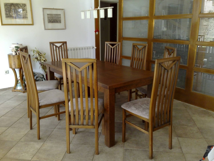 кухненска маса със столове